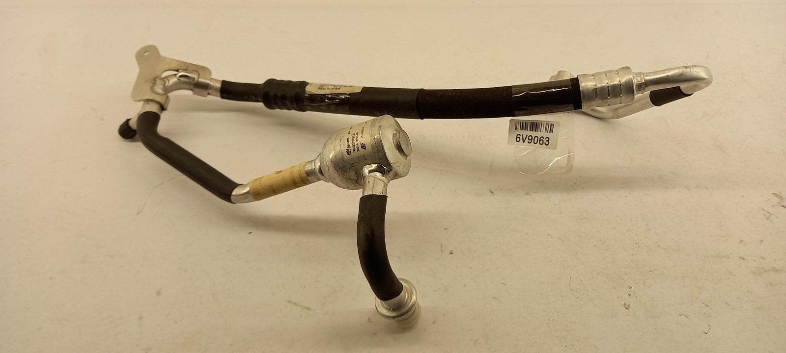 Original OE Volkswagen Klimaanlage Druckleitung 7M3820743AD