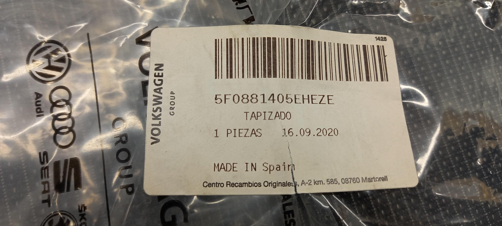 Original OE Volkswagen Sitzbezug 5F0881405EHEZE