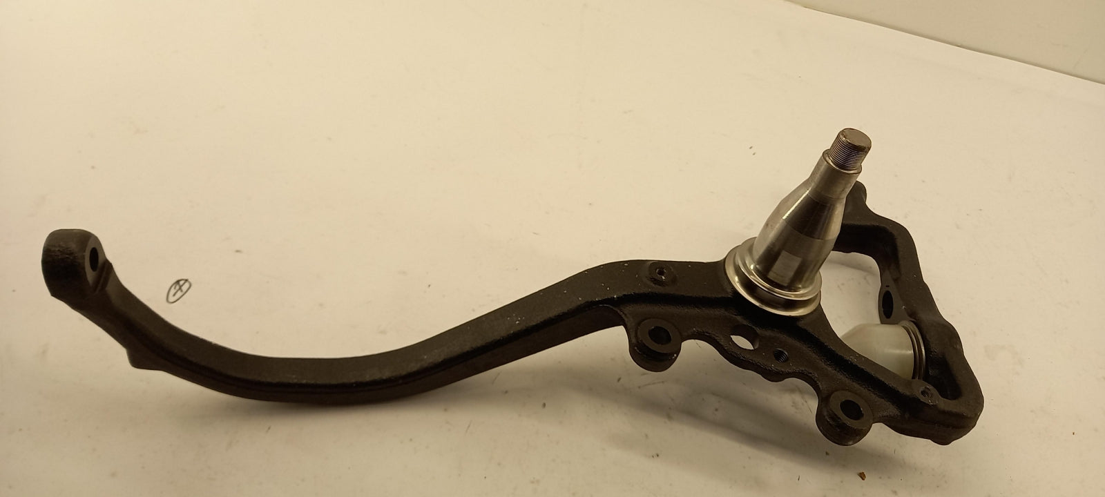 Original OE MERCEDES-BENZ Achsschenkel A2203303820