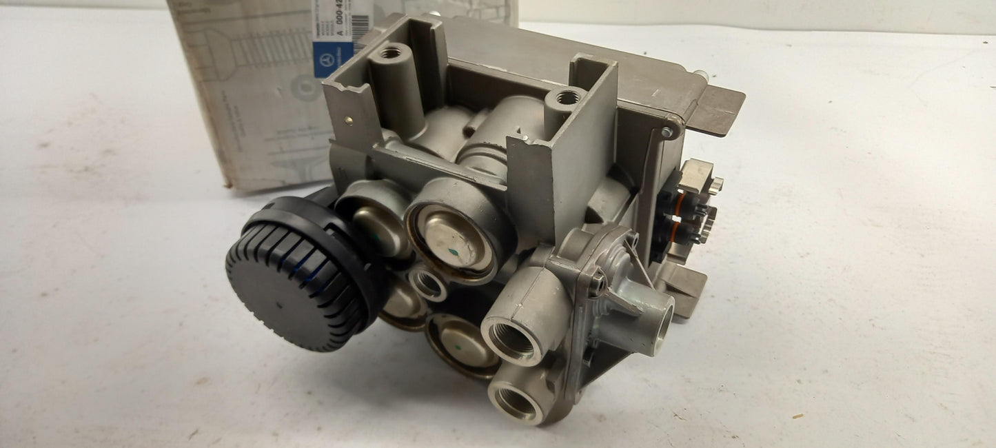 Original OE MERCEDES-BENZ Bremsanlage Hydraulikaggregat A0004292224