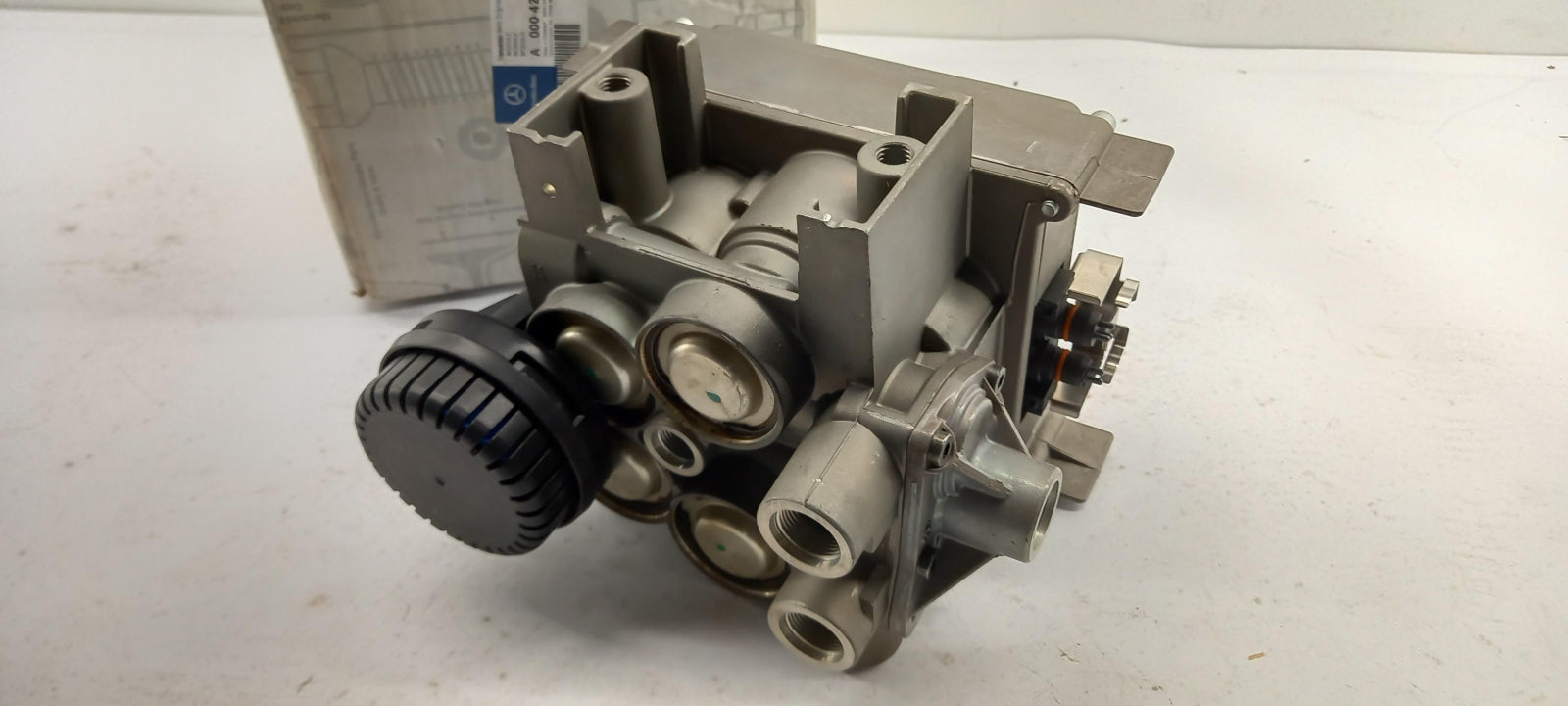 Original OE MERCEDES-BENZ Bremsanlage Hydraulikaggregat A0004292224