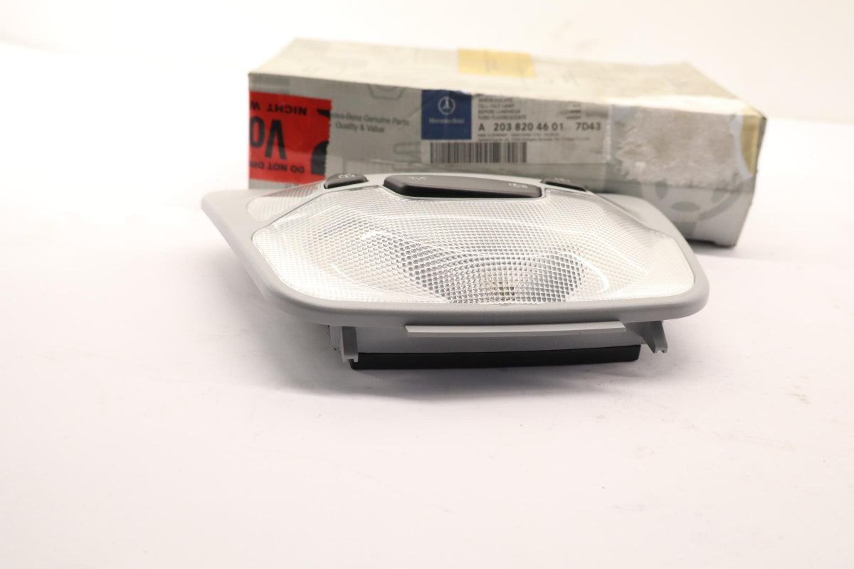 Original OE MERCEDES-BENZ Innenleuchte A20382046017D43