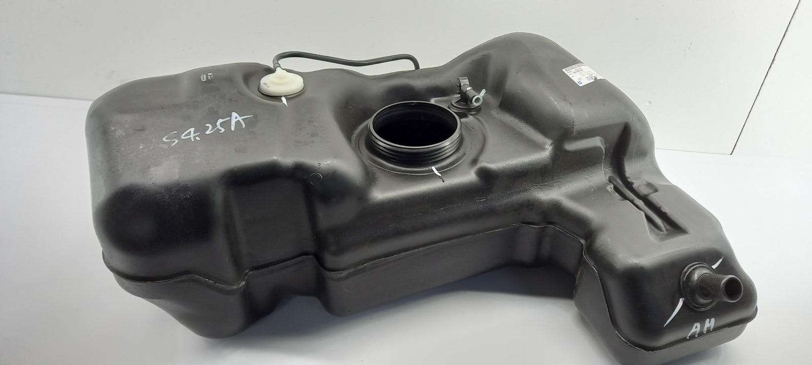 Original OE OPEL Kraftstofftank 96320225