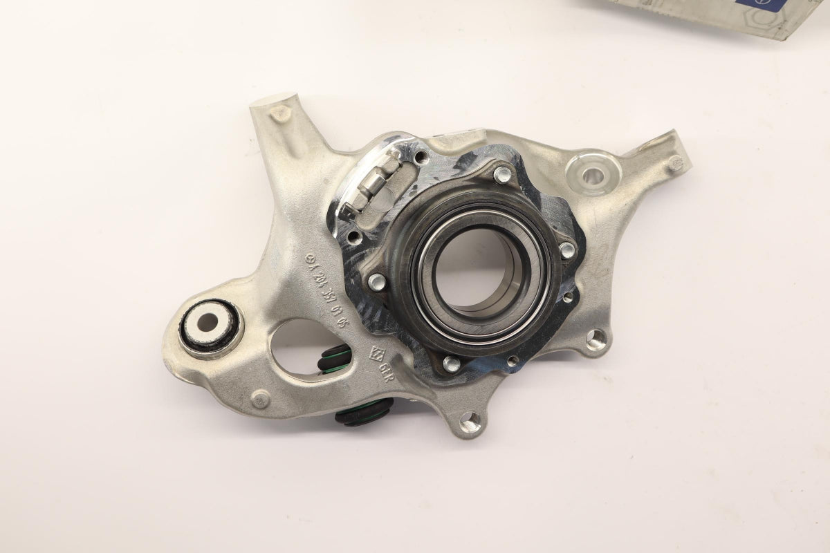 Original OE MERCEDES-BENZ Achsschenkel A2043503108
