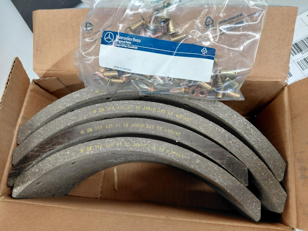 Original OE MERCEDES-BENZ Bremsbackensatz A3104214510