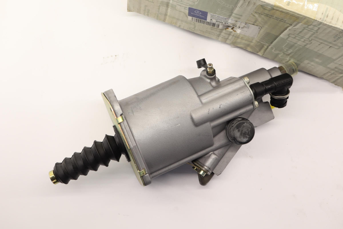 Original MERCEDES-BENZ Actros MP2 MP3 Kupplungsverstärker A0002540247