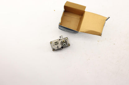 Original OE MERCEDES-BENZ Warmlaufregler A0000701562