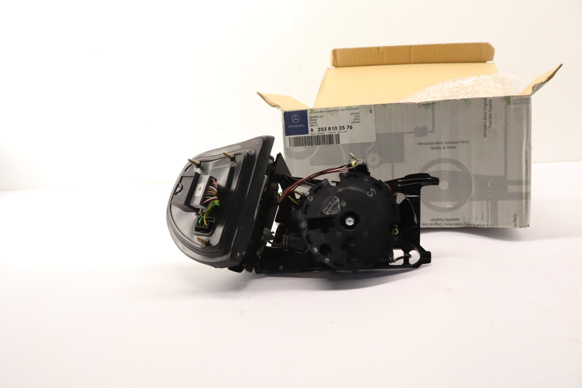 Original OE MERCEDES-BENZ Außenspiegel Halter A2038103576