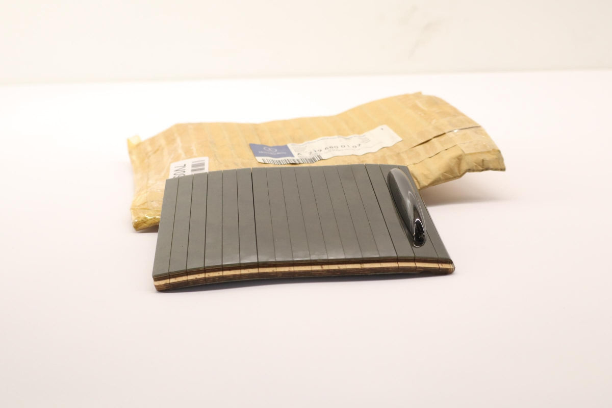 Original OE MERCEDES-BENZ Abdeckung A2196800107