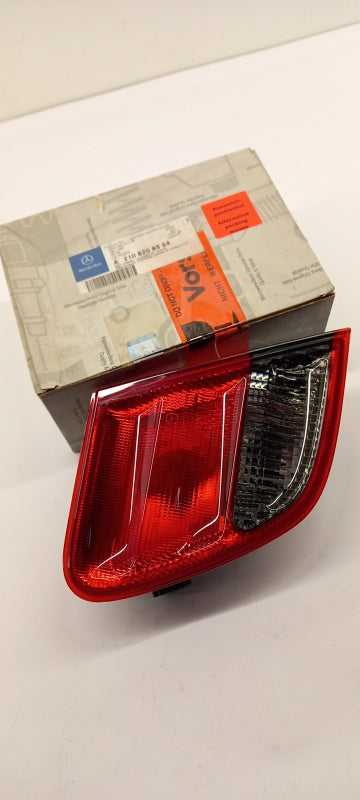 Original OE MERCEDES-BENZ Heckleuchte A2108208564