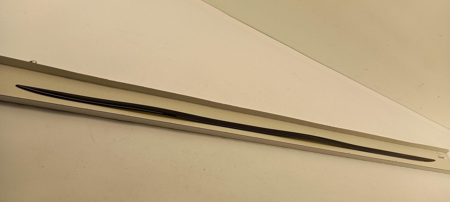 Original VW ID. Buzz (EB) 2023> Heckklappe Zierleiste Schwarz hinten 1T3071360A