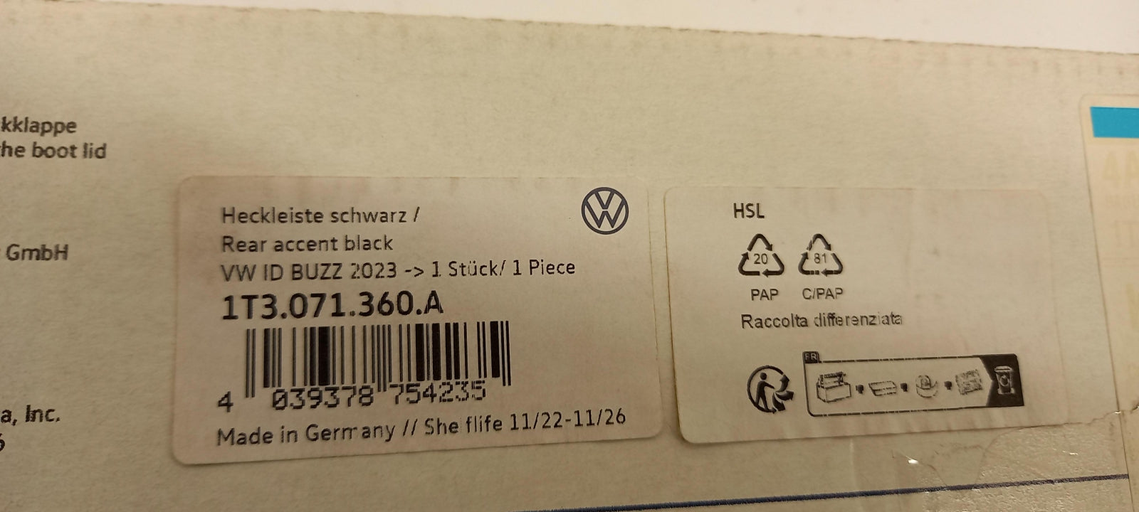 Original VW ID. Buzz (EB) 2023> Heckklappe Zierleiste Schwarz hinten 1T3071360A