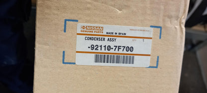 Original OE NISSAN Klimakondensator 921107F700