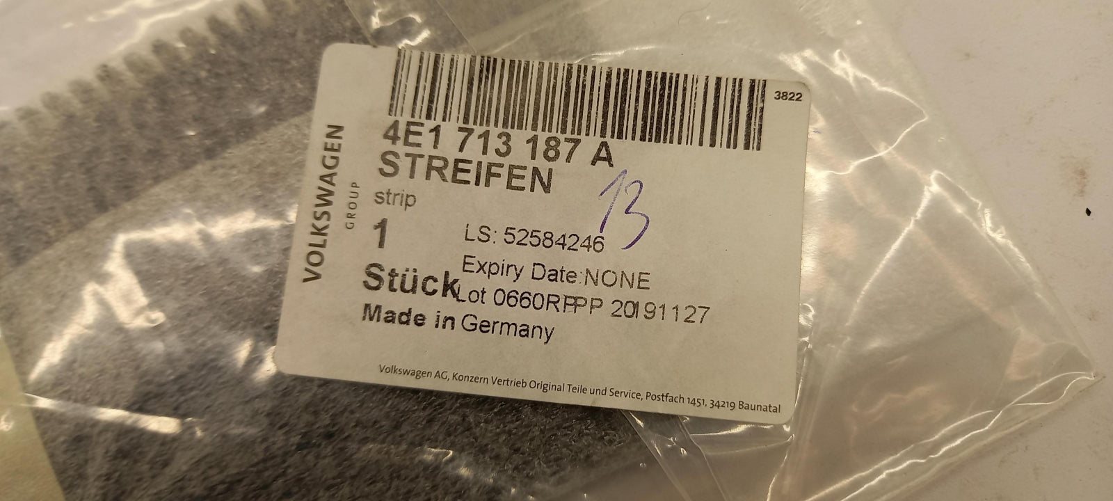 Original OE Volkswagen Abdeckung 4E1713187A