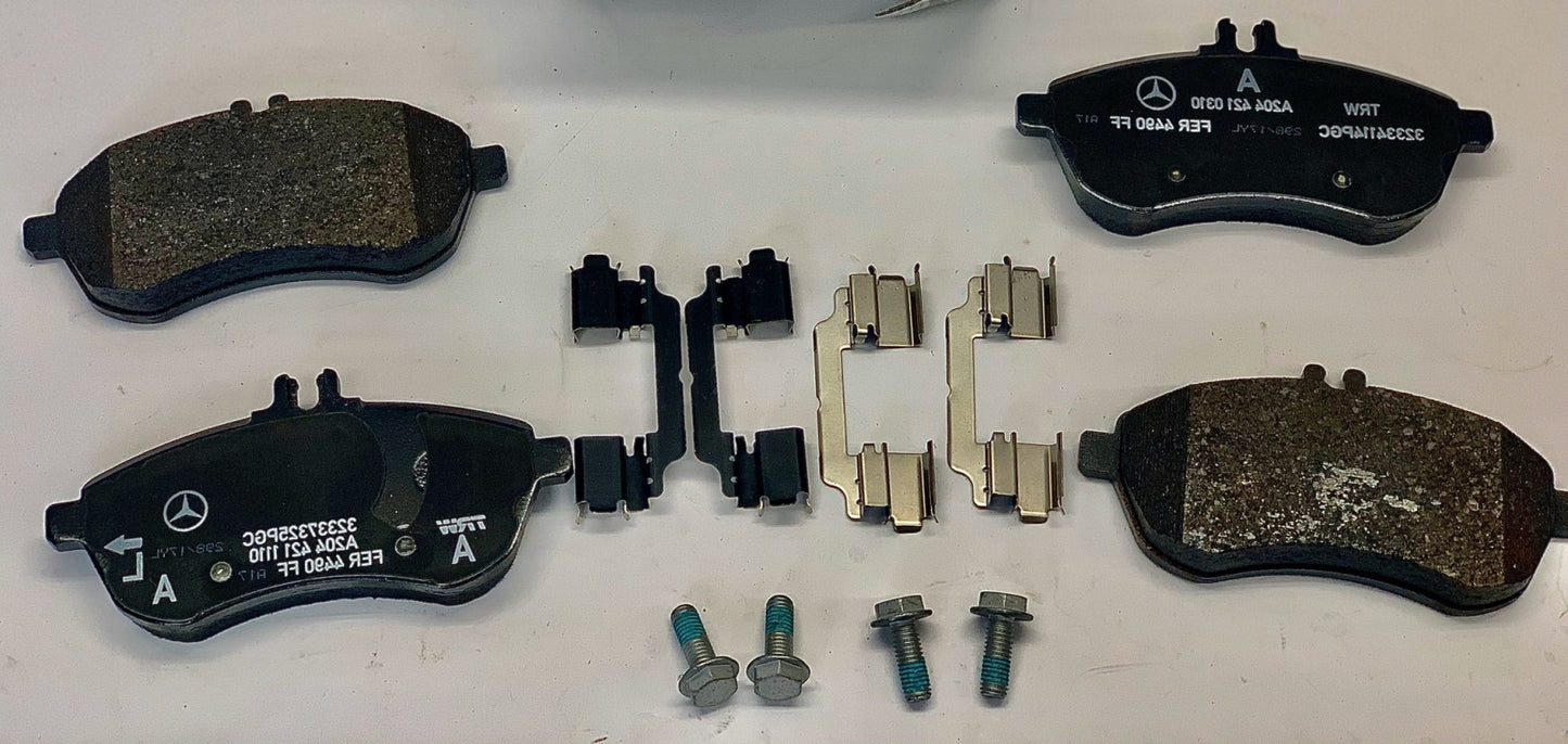 Original MERCEDES-BENZ E-klasse W212 V212 S212 Bremsbeläge vorne A0074201620