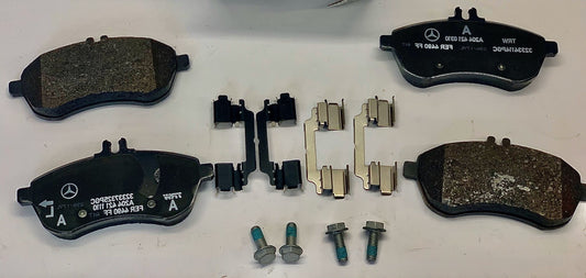 Original MERCEDES-BENZ E-klasse W212 V212 S212 Bremsbeläge vorne A0074201620