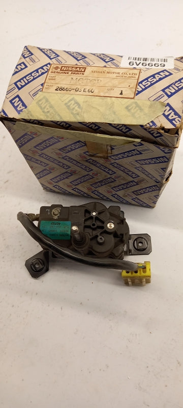 Original OE NISSAN Scheinwerferreinigung Elektromotor 2866503E60
