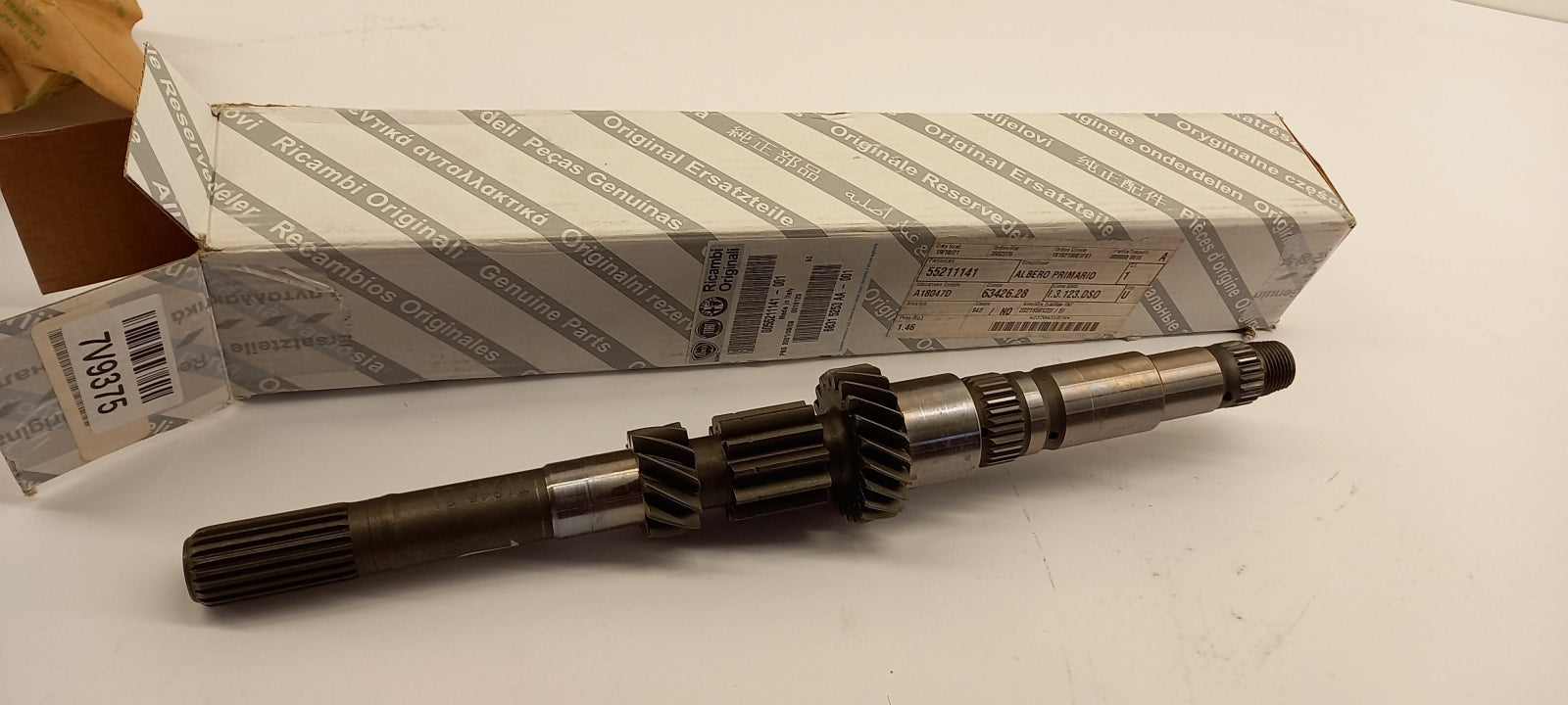 Original OE FIAT Schaltgetriebe Hauptwelle 55211141
