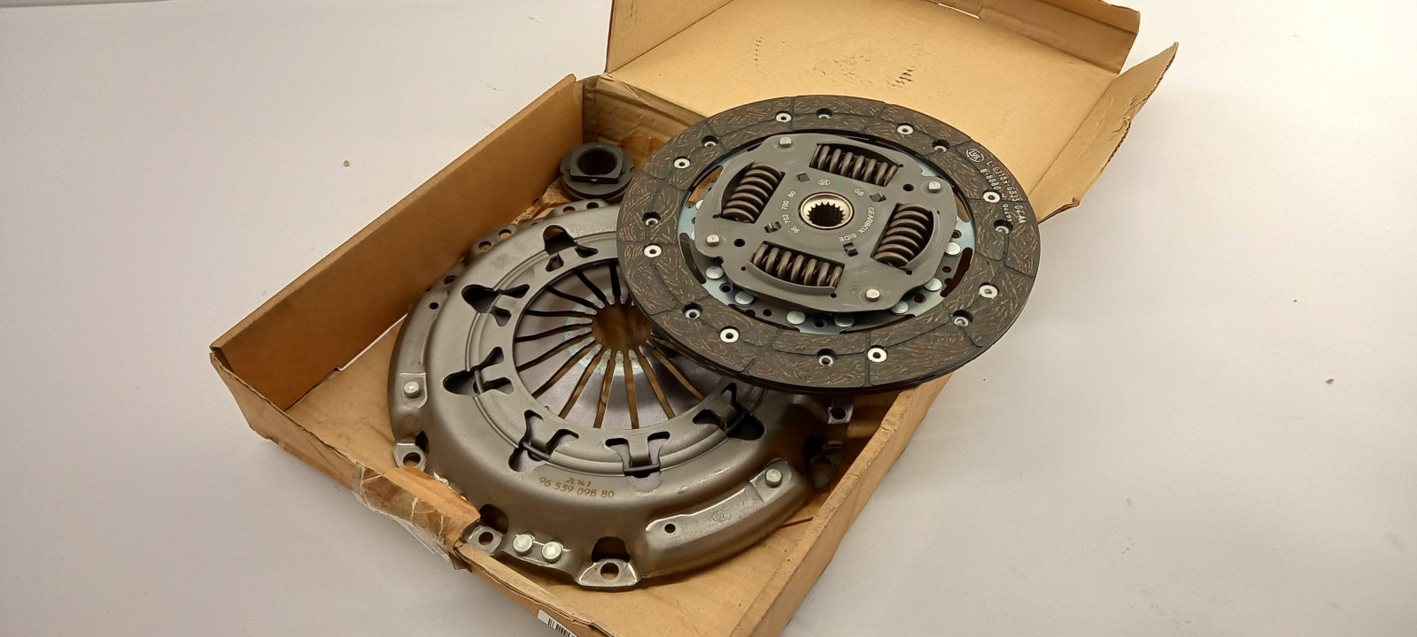 Original PEUGEOT 207 307 308 CITROEN C3 I II C4 I Kupplungssatz 2052T6