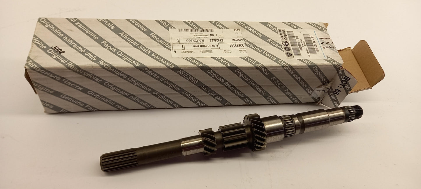 Original OE FIAT Schaltgetriebe Hauptwelle 55211141