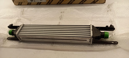 Original OE FIAT Ladeluftkühler 55700449