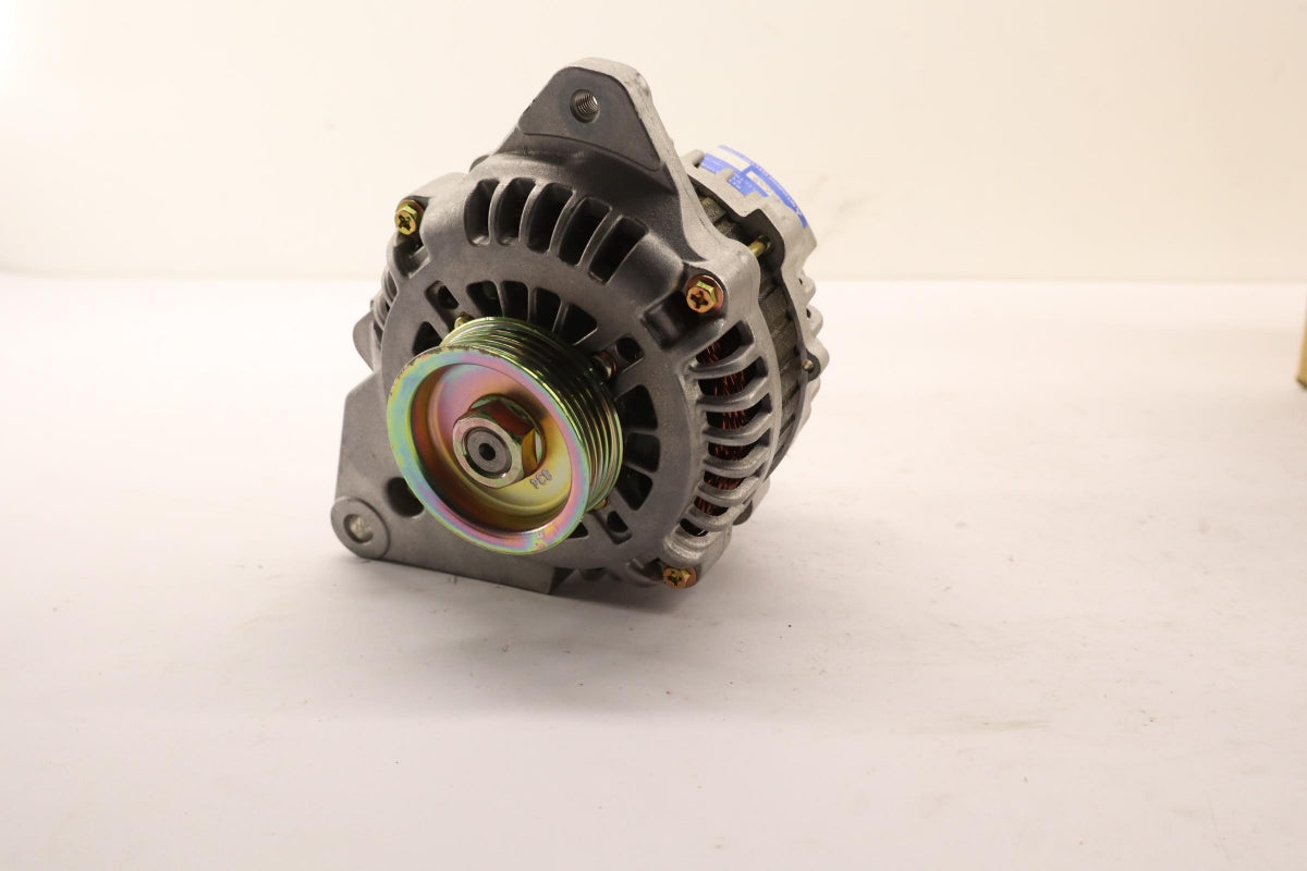 Original OE MITSUBISHI Lichtmaschine MD350608