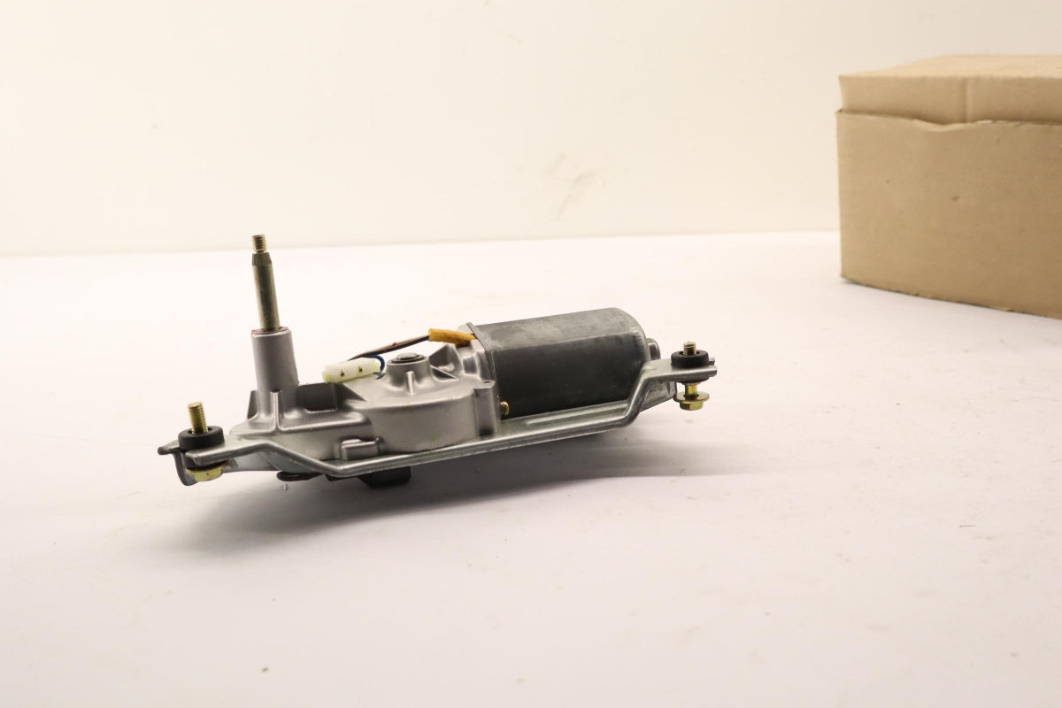Original OE MITSUBISHI Wischermotor MB821135
