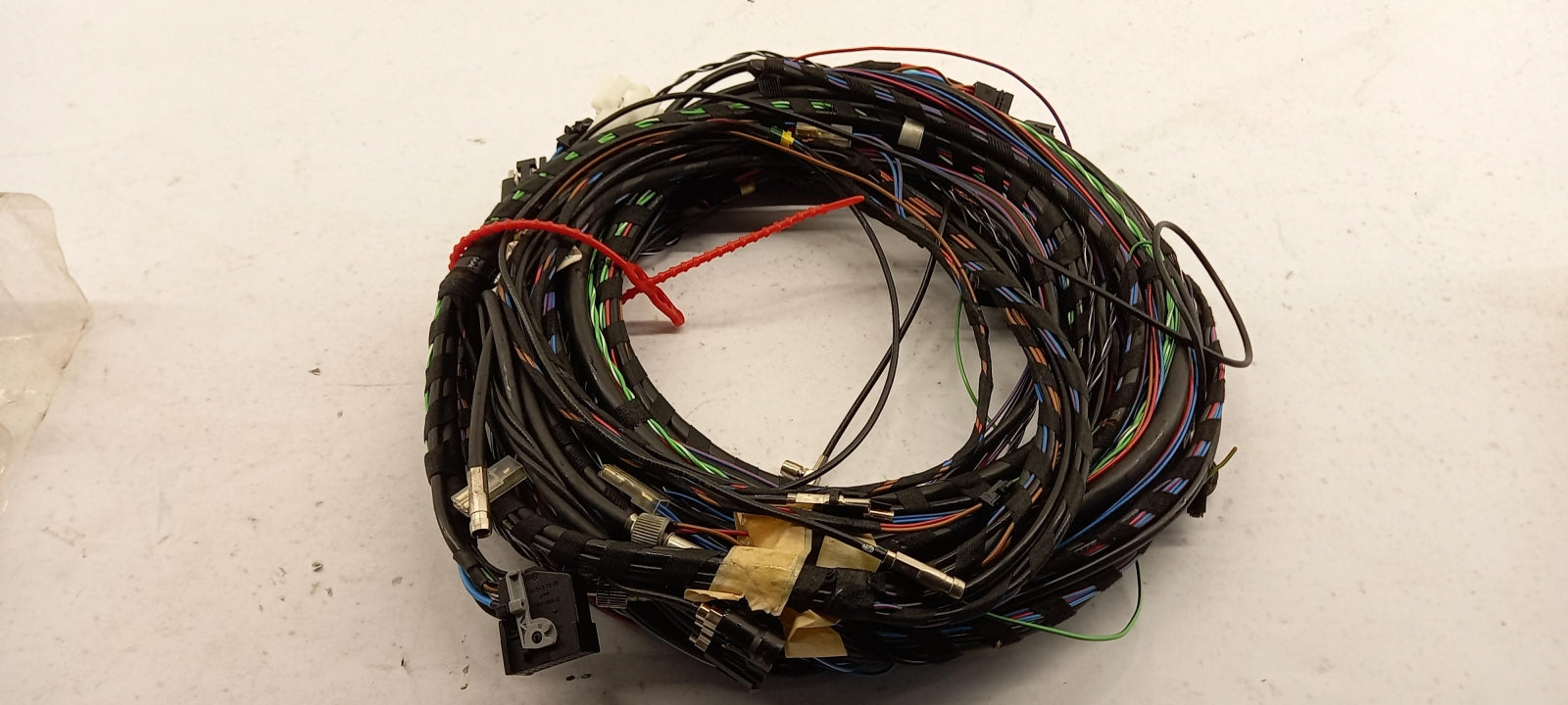 Original OE MERCEDES-BENZ Kabelbaum A2085404910