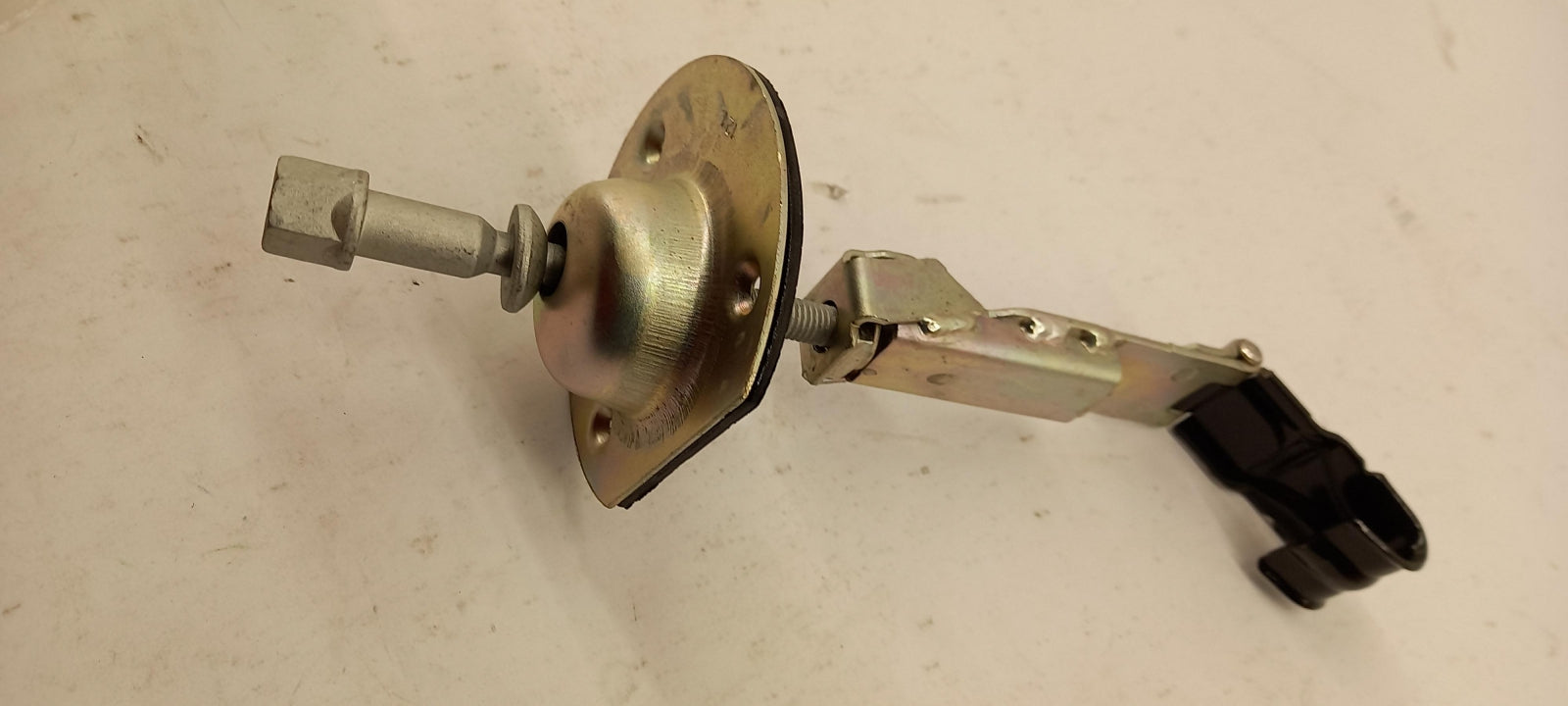 Original OE OPEL Reserverad Halter 13223761