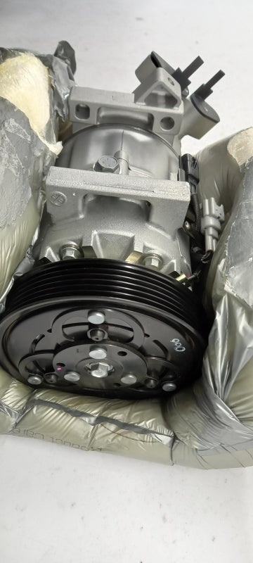Original OE RENAULT Klimakompressor 926007943R