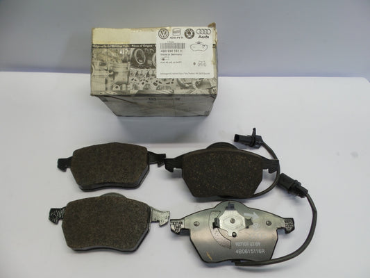 Original OE Volkswagen Bremsbeläge 4B0698151H