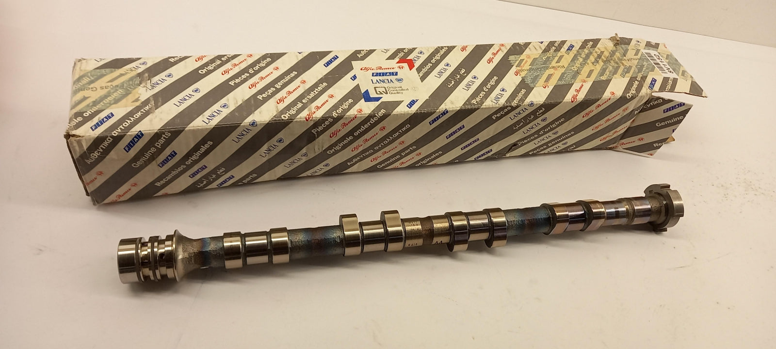 Original OE FIAT Nockenwelle 55189696
