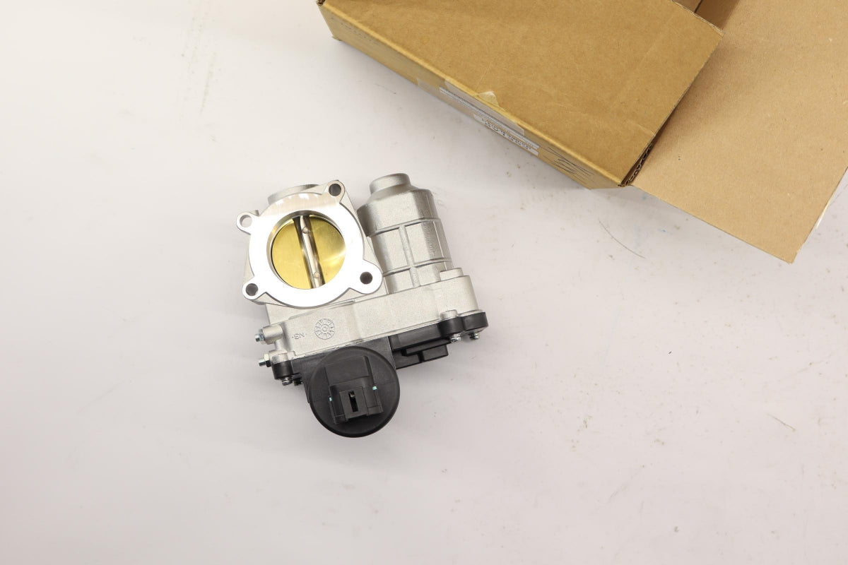 Original OE NISSAN Drosselklappe 16119AX00C