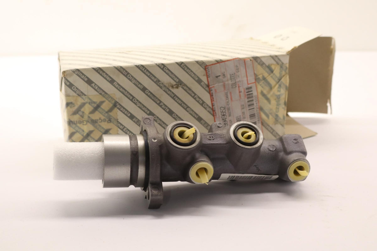 Original OE FIAT Hauptbremszylinder 9949652