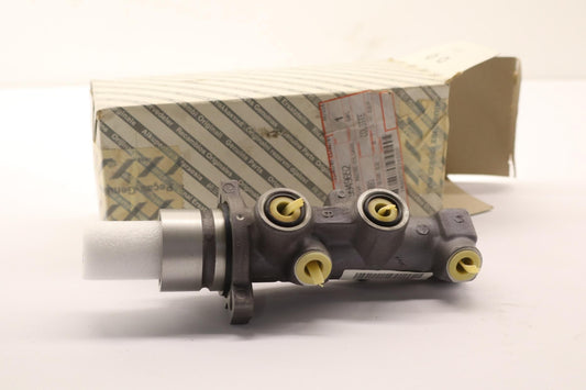 Original OE FIAT Hauptbremszylinder 9949652