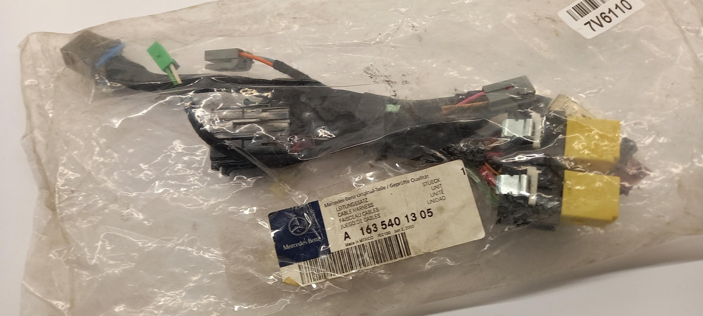 Original OE MERCEDES-BENZ Kabelbaum A1635401305
