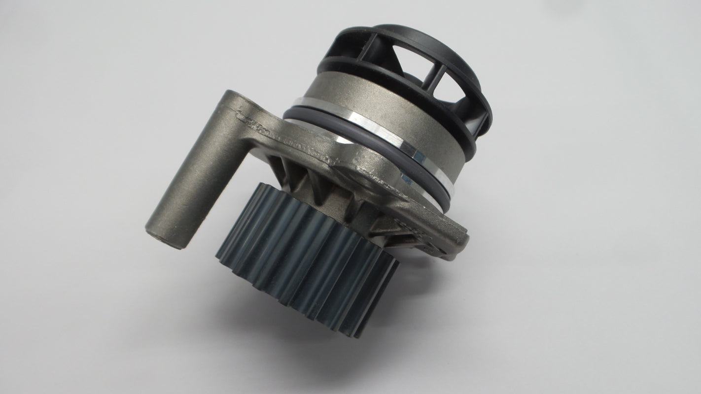 Original VW Jetta Polo Passat AUDI A3 SEAT Altea Diesel Wasserpumpe 03L121011P