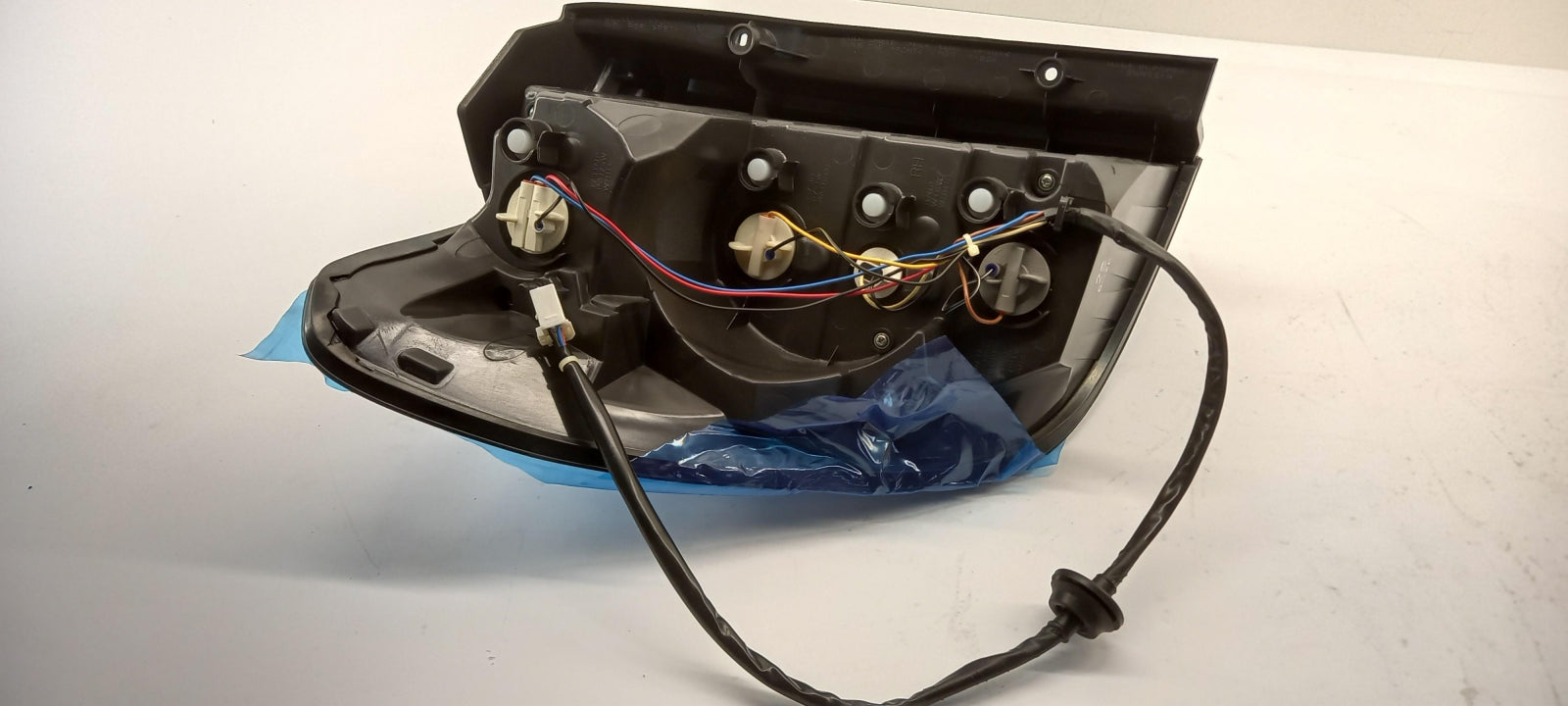 Original OE CHEVROLET Heckleuchte 96830938