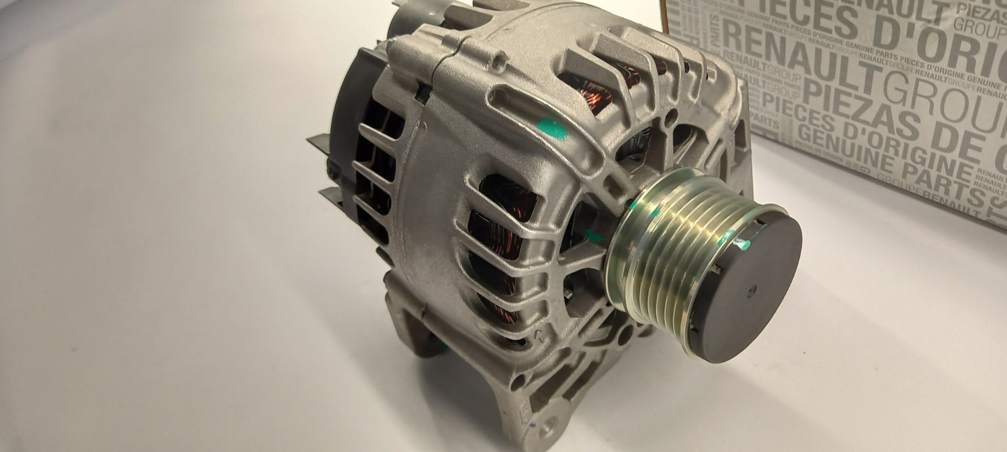 Original OE RENAULT Lichtmaschine 231004115R