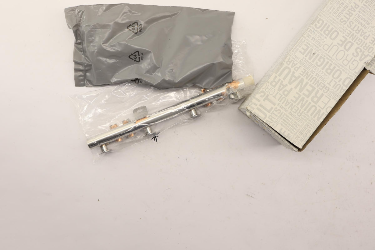 Original OE RENAULT Kraftstoff Verteilerrohr 8201554235