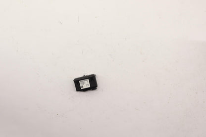 Original OE RENAULT USB/AUX Buchse 280237452R
