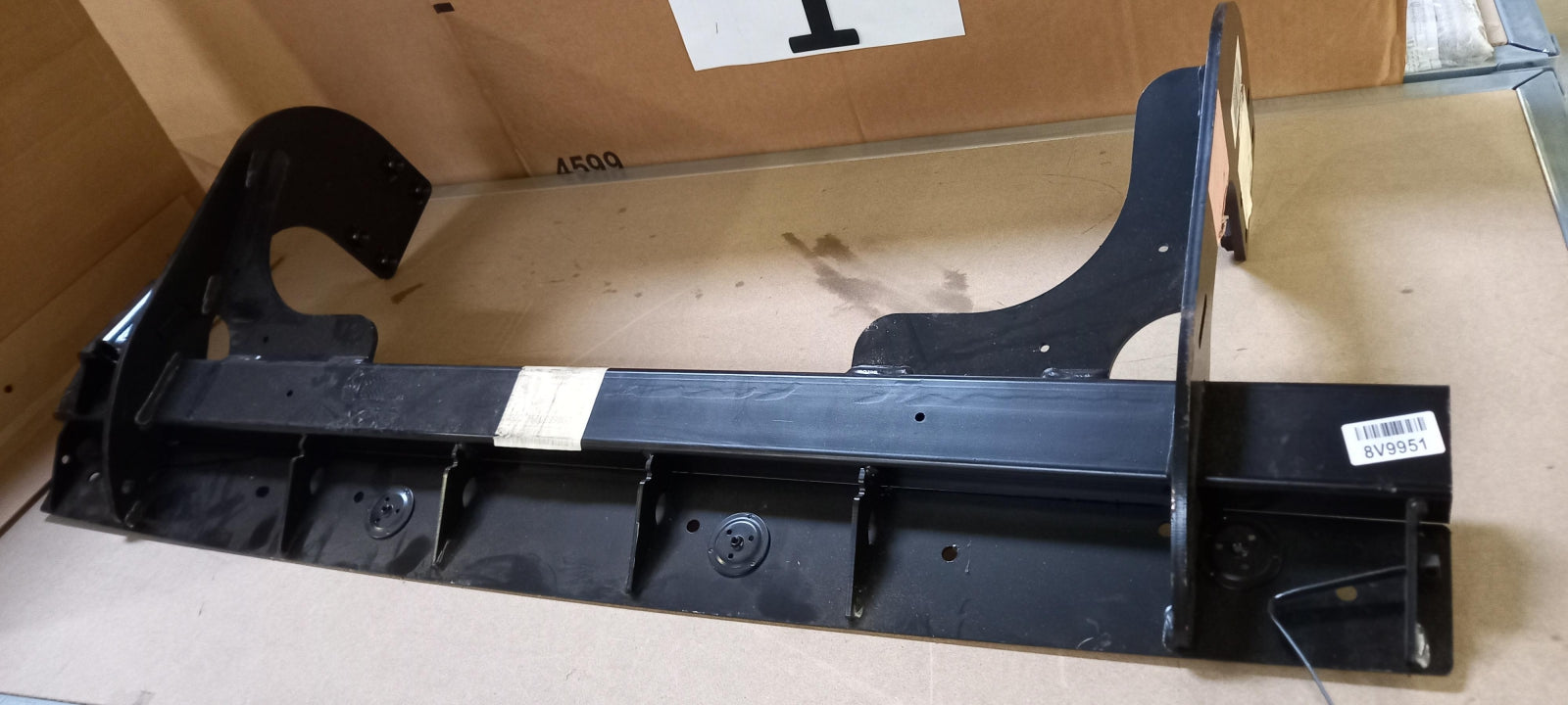 Original OE Volkswagen Anhängerkupplung Trittbrett 7C0804665E