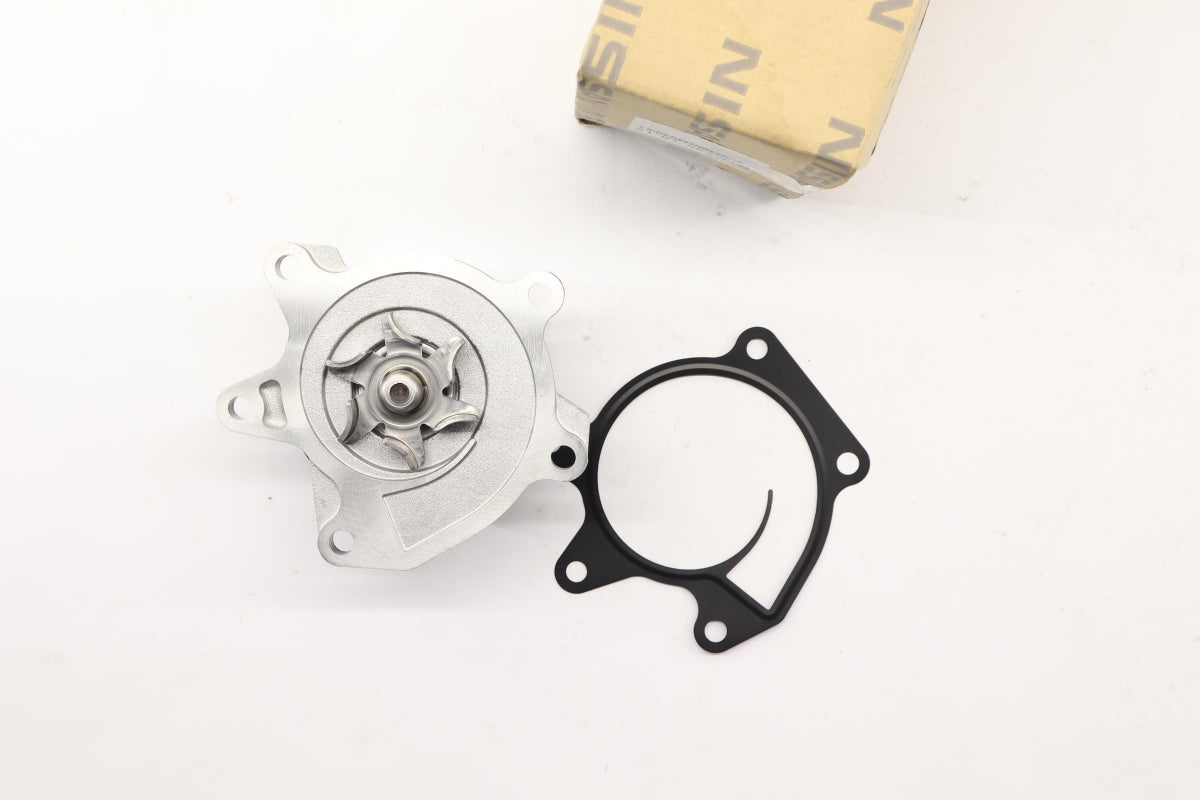 Original OE RENAULT Wasserpumpe 210105877R