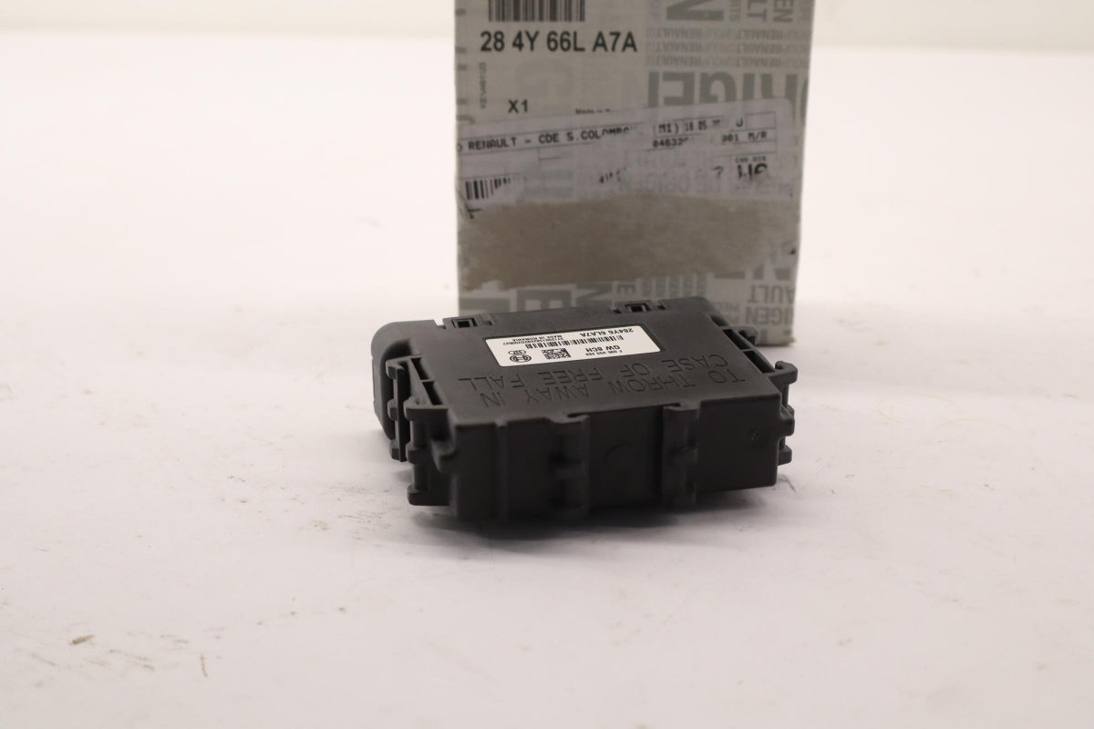 Original OE RENAULT Steuergerät 284Y66LA7A