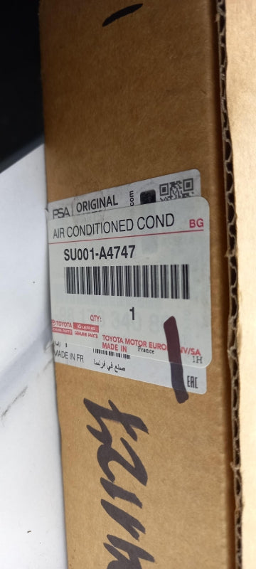 Original OE TOYOTA Klimakondensator SU001A4747