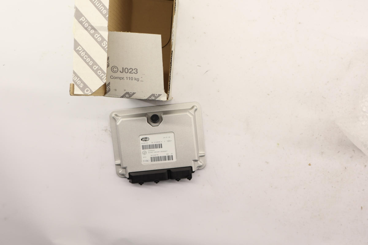 Original OE SUZUKI Motorsteuergerät 3888055P10