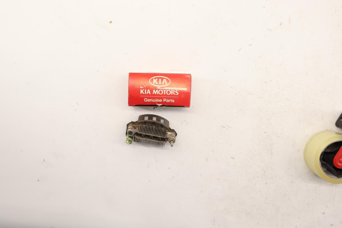 Original OE HYUNDAI/KIA 0K29T18W60