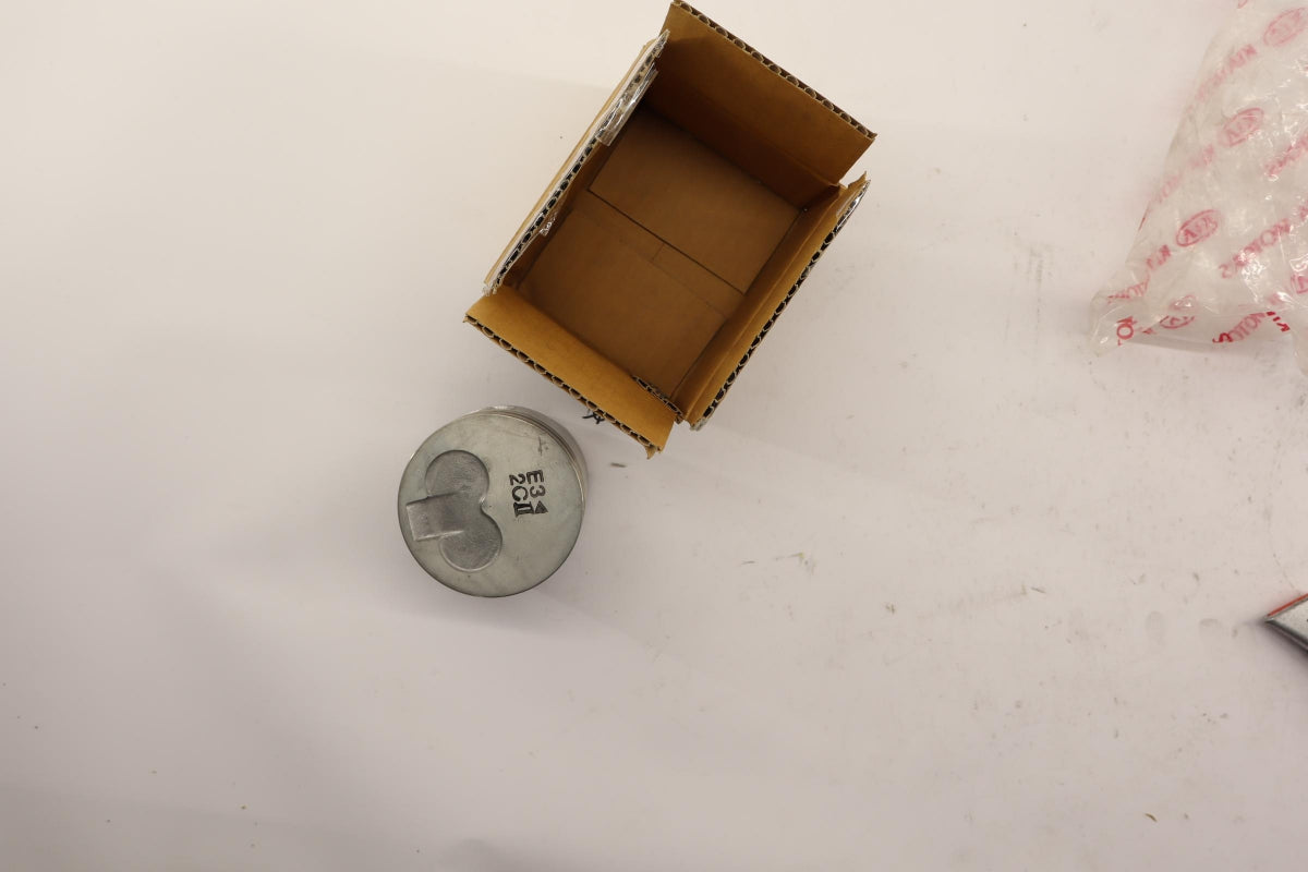 Original OE HYUNDAI/KIA Kolben 2341142650