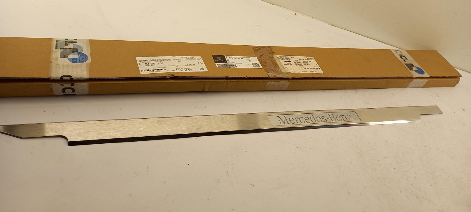 Original OE MERCEDES-BENZ Einstiegsleiste A4636862936
