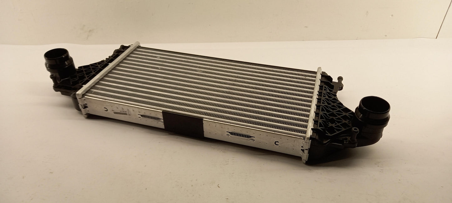 Original OE MERCEDES-BENZ Ladeluftkühler A0995002800